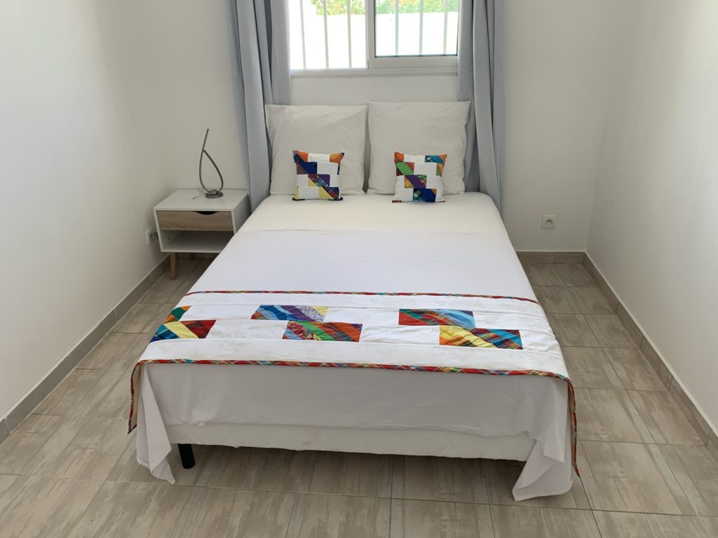 a-swity-baa-kasentof-location-appartement-meuble-cayenne-guyaneimg_5475