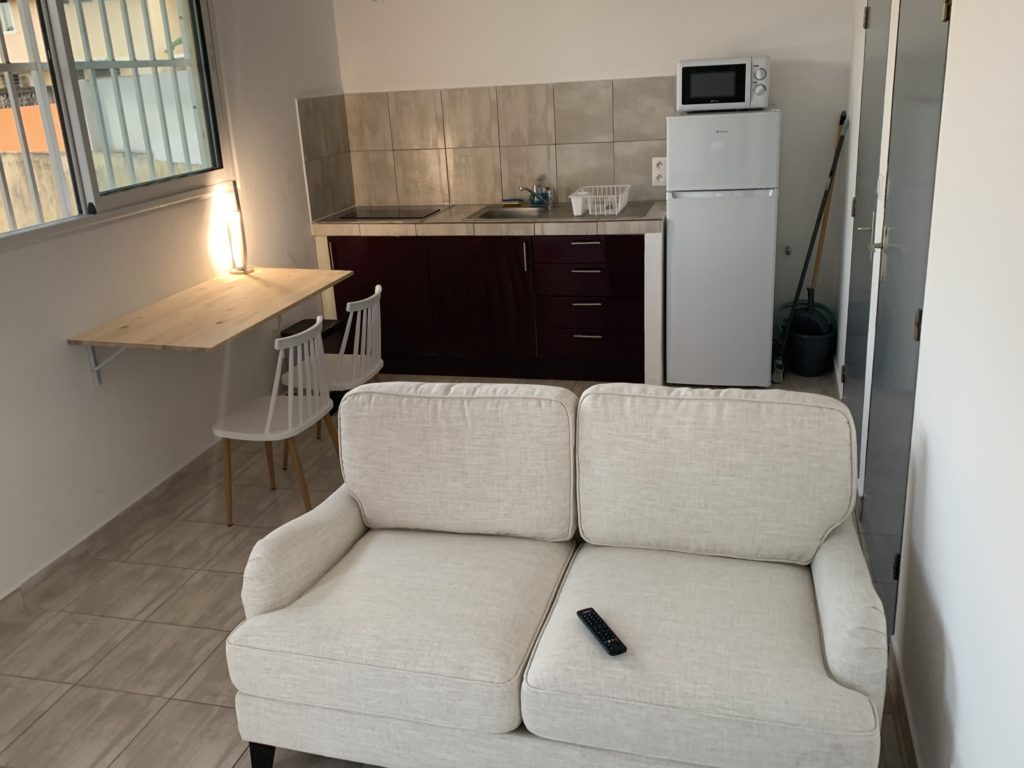 a-swity-baa-kasentof-location-appartement-meuble-cayenne-guyaneimg_5485