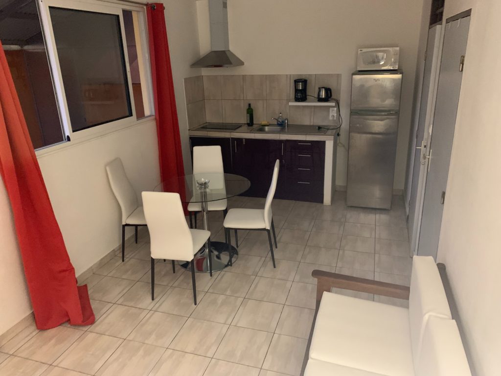 kasentofapt-kasentof-location-appartement-meuble-cayenne-guyaneimg_5493